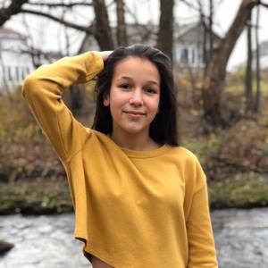 Meet your Posher, Julia